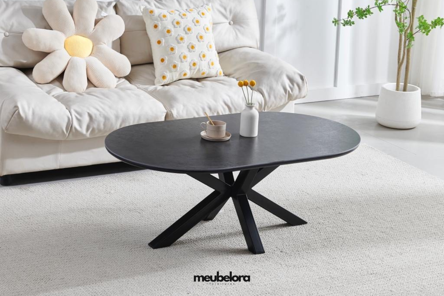 Salontafel 'Ophelia' 120cm Ovaal — Poten in Zwart