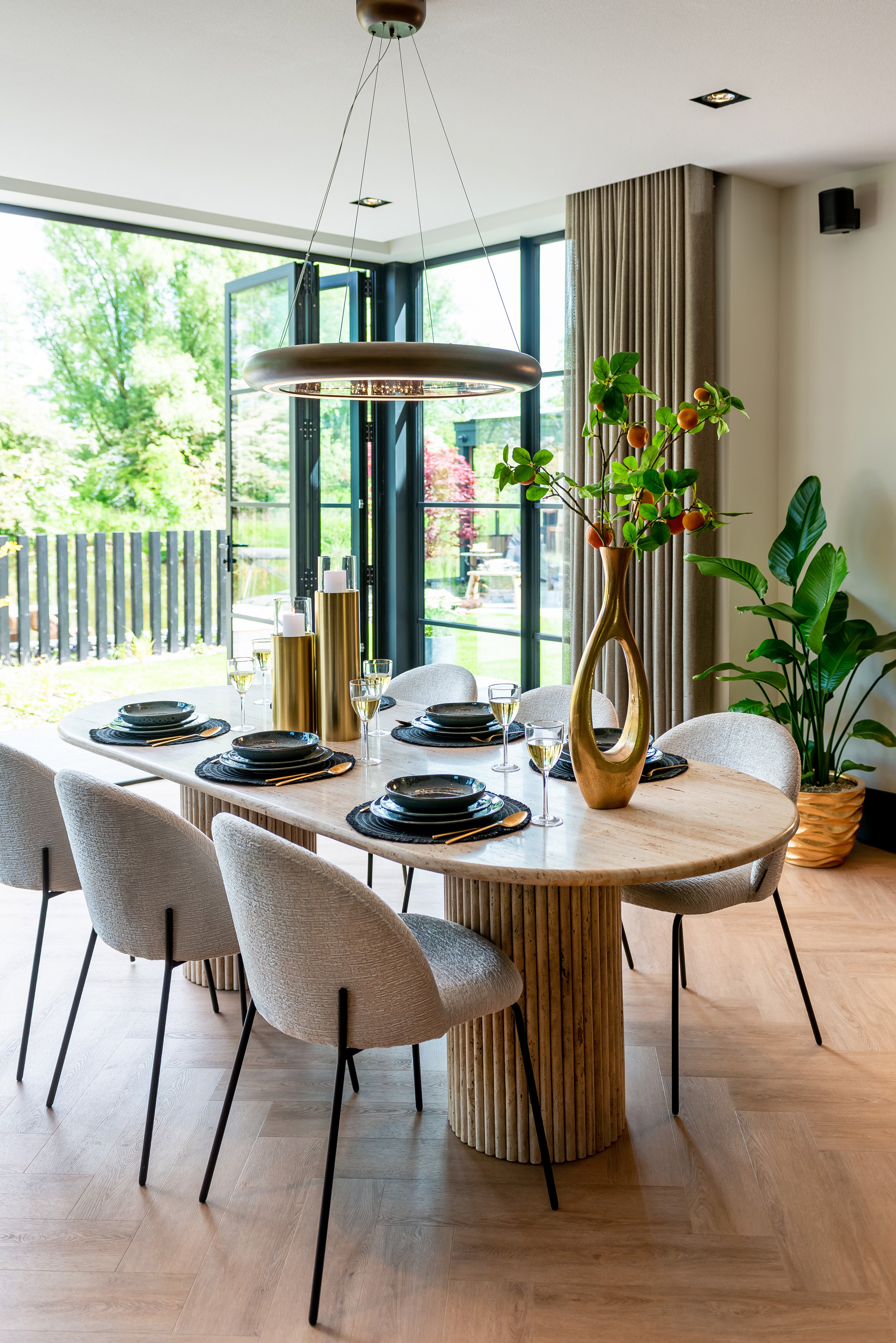 Ovale Eettafel La Cantera Travertin – 240 x 110 cm