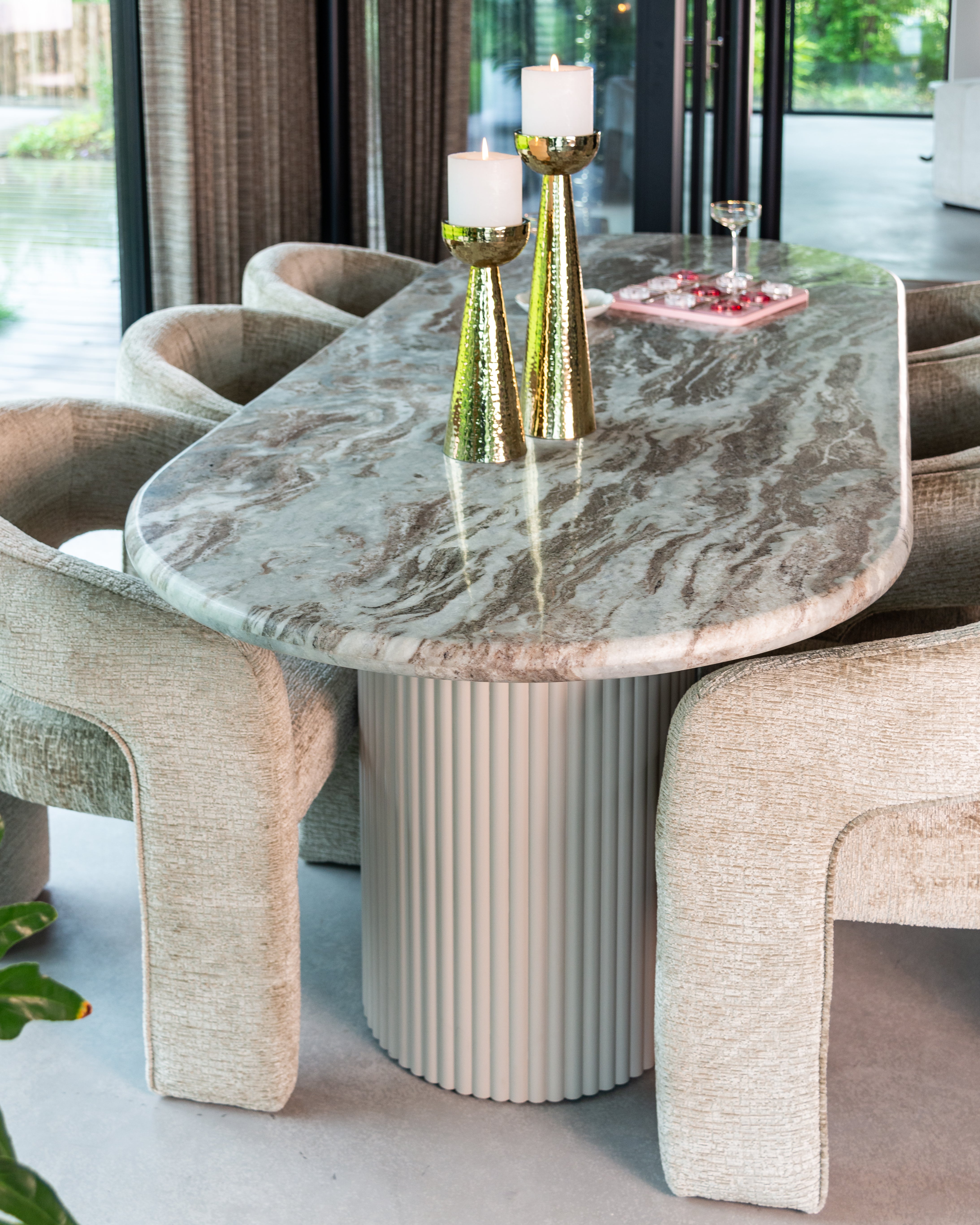 Ovale Eettafel Coronel Marmer – 240 x 100 cm