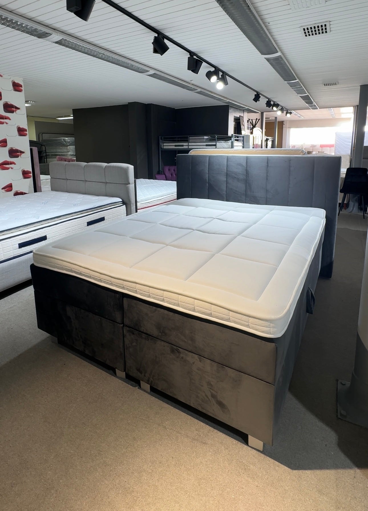 Hanna Bed