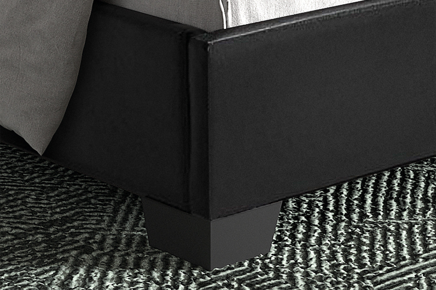 Bed 'Roma' 160x200 met lattenbodem PU Zwart