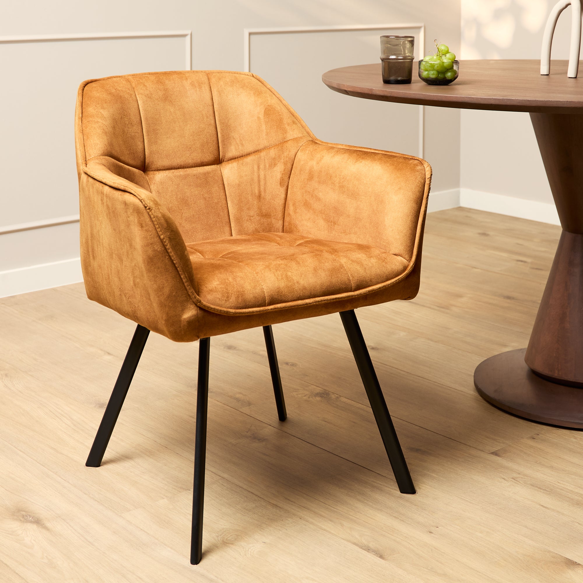 Eetkamerstoel Emma Velvet | Yellow | Met armleuning