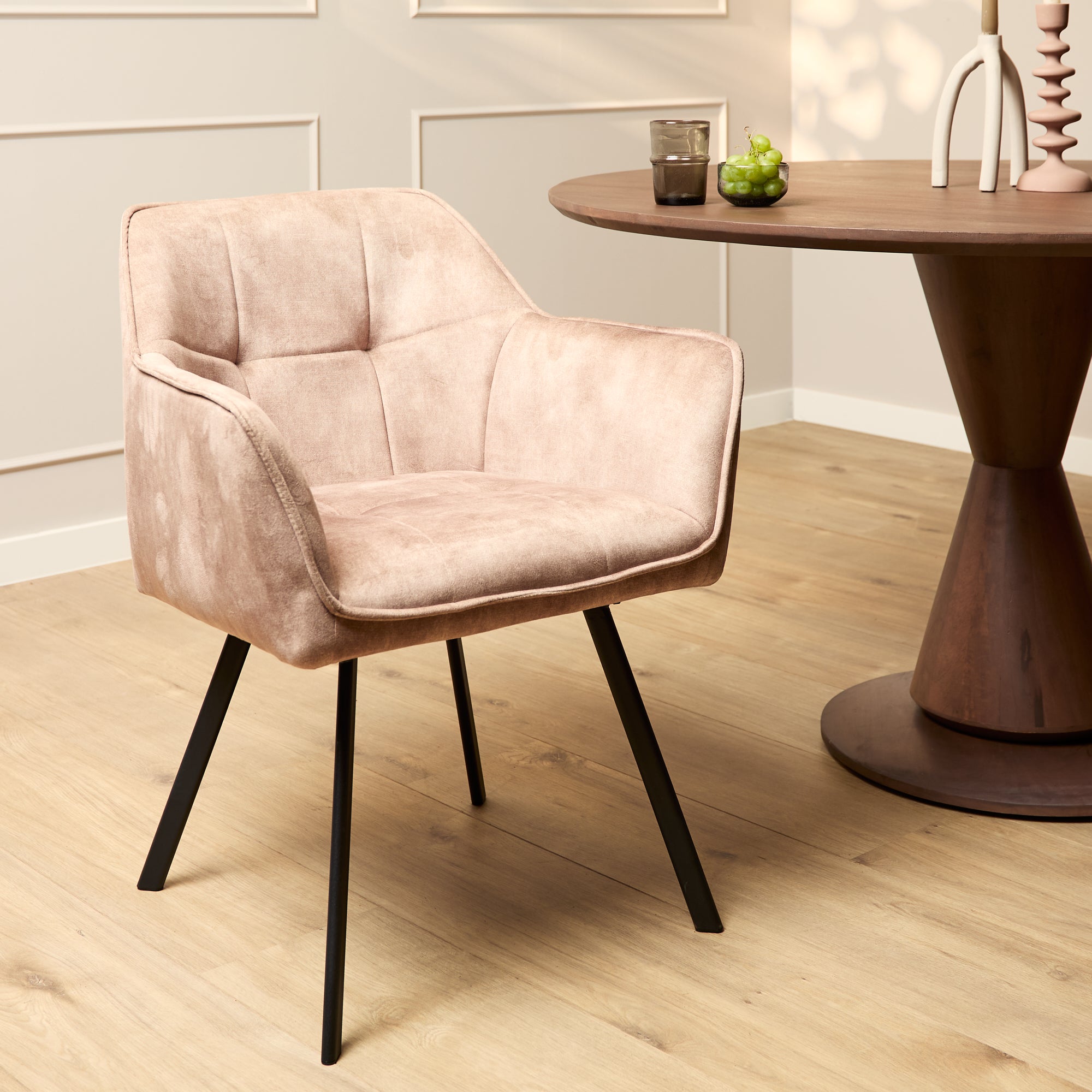 Eetkamerstoel Emma Velvet | Taupe | Met armleuning