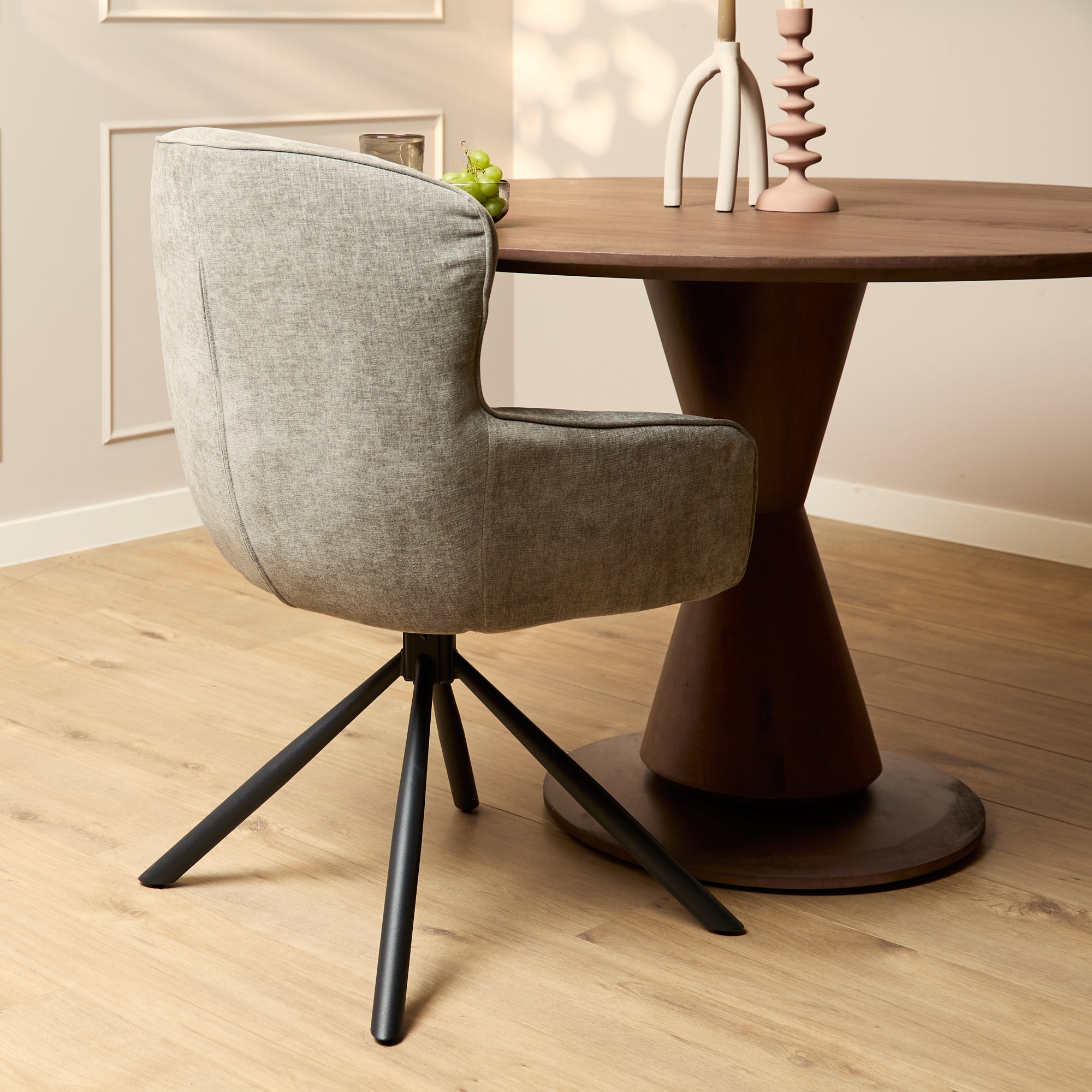 Eetkamerstoel Hanna | Ash Grey | Met armleuning