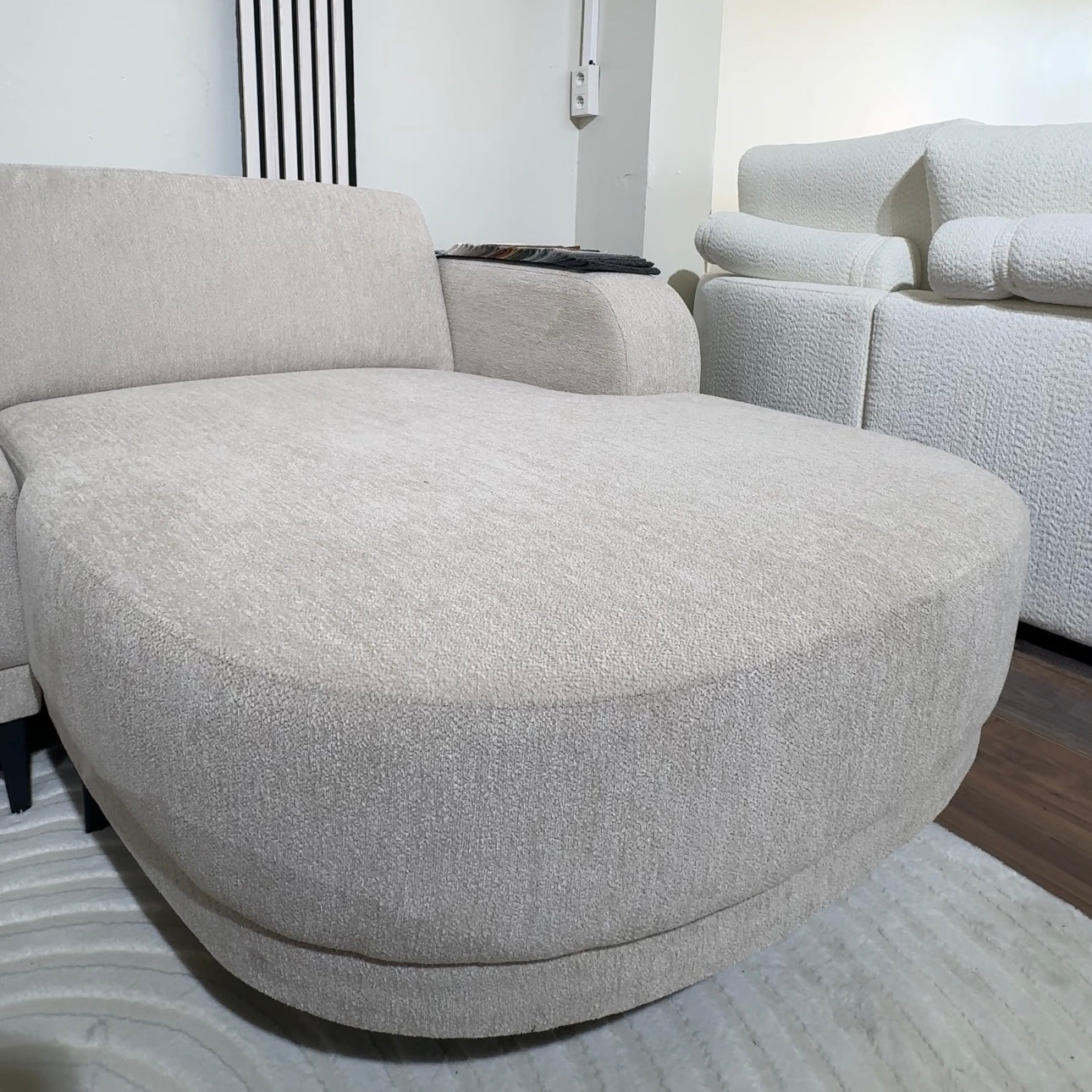 U-bank Himaya — Raven 24 — Beige/Ecru