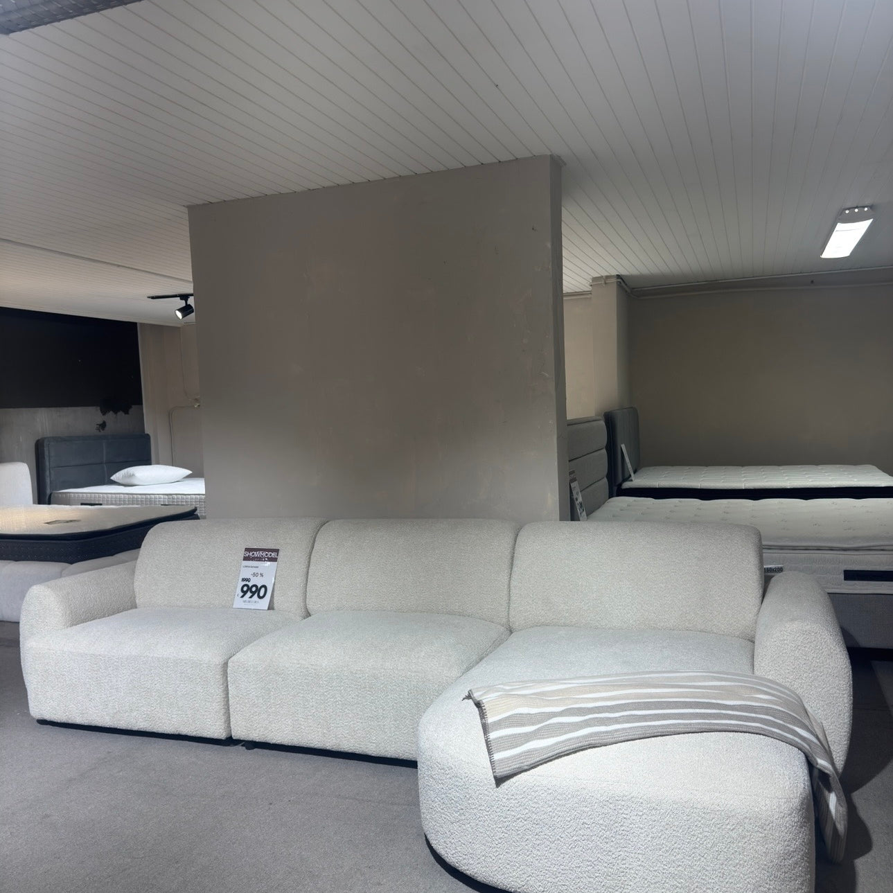 OUTLET | Bankstel NUR | Gebroken wit