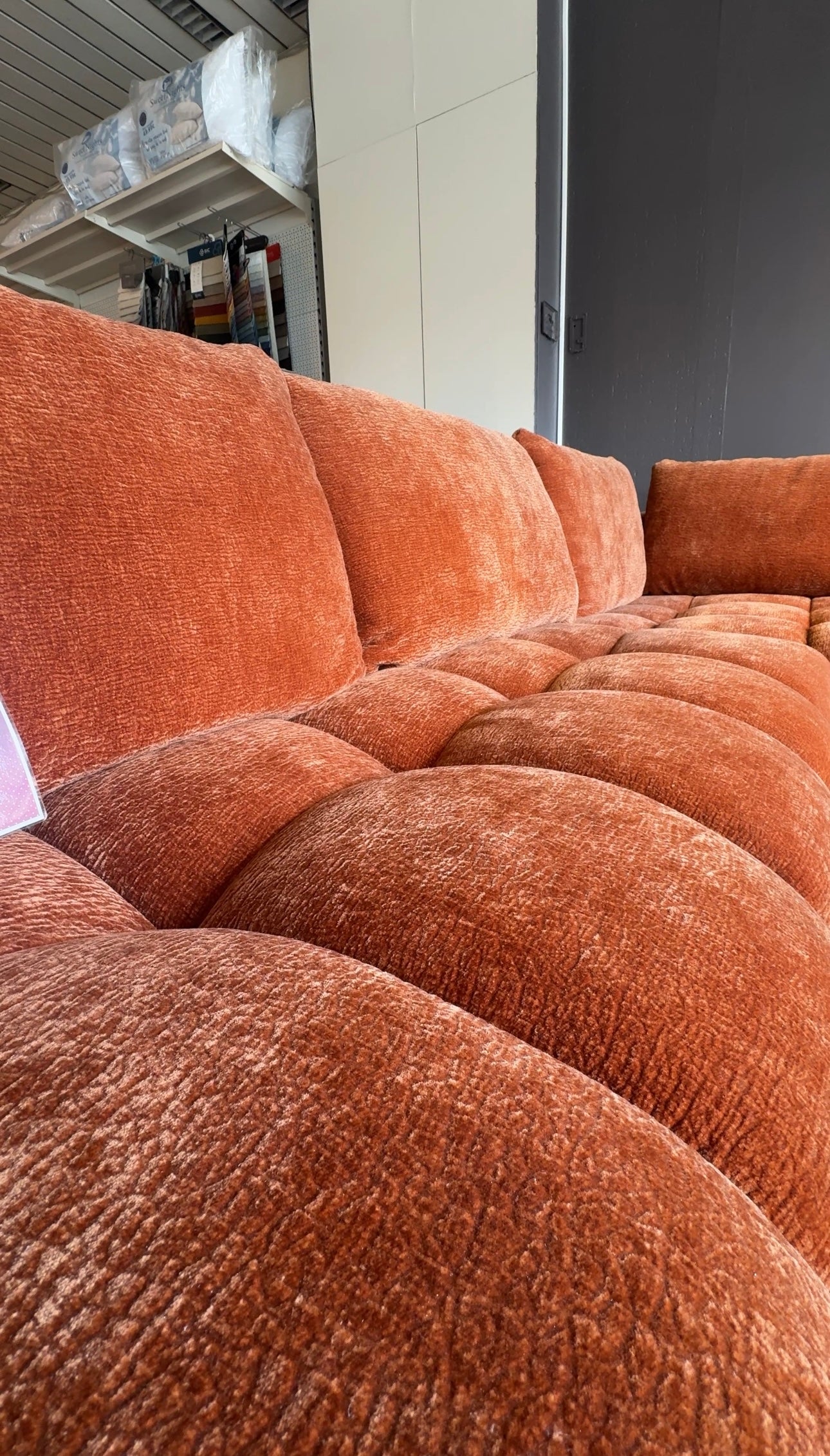 UITVERKOOP // Hoeksalon Lisa - Hoek Rechts - Oranje kleur