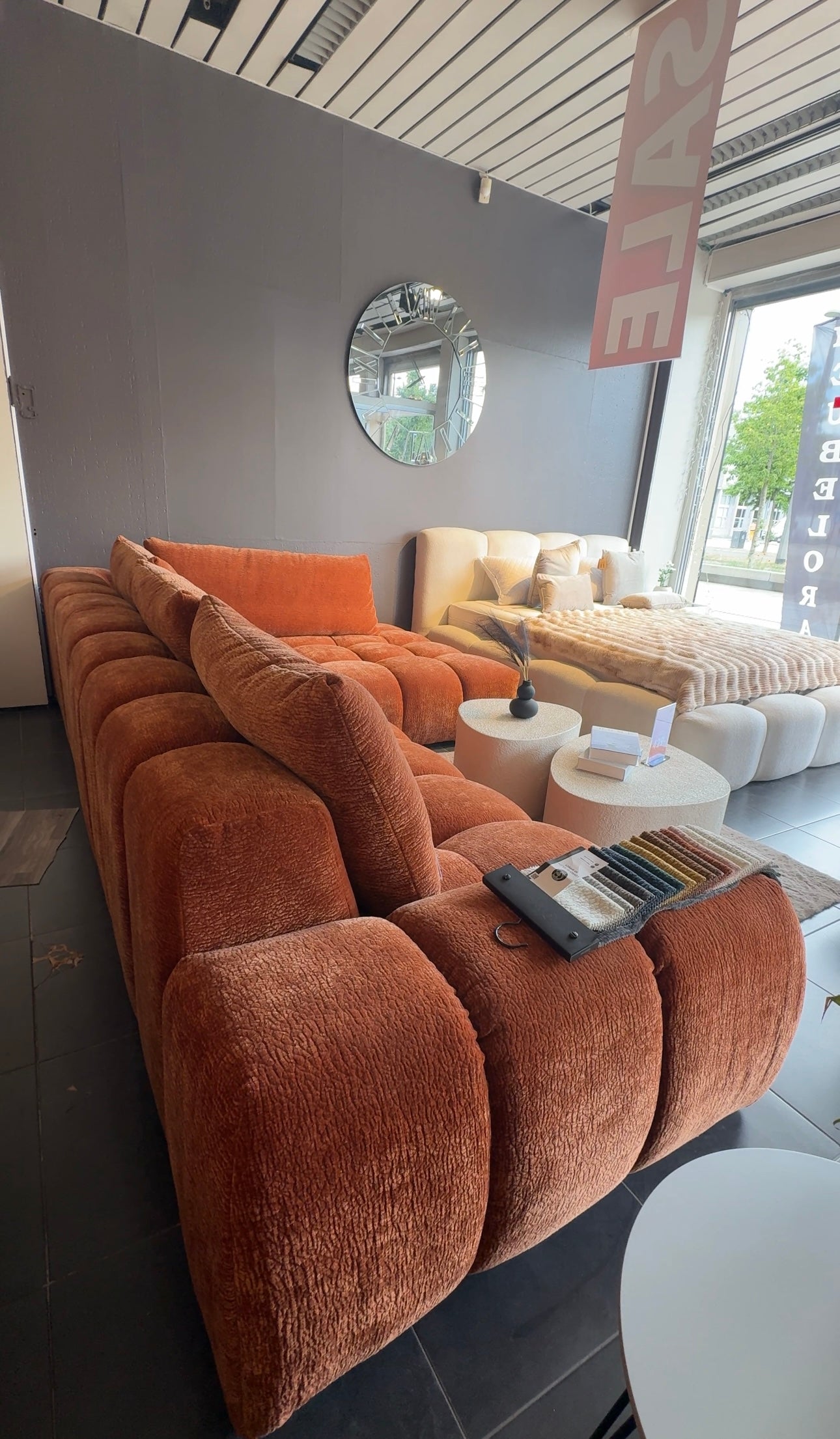 OUTLETDEALS // Hoeksalon Lisa - Hoek Rechts - Oranje kleur