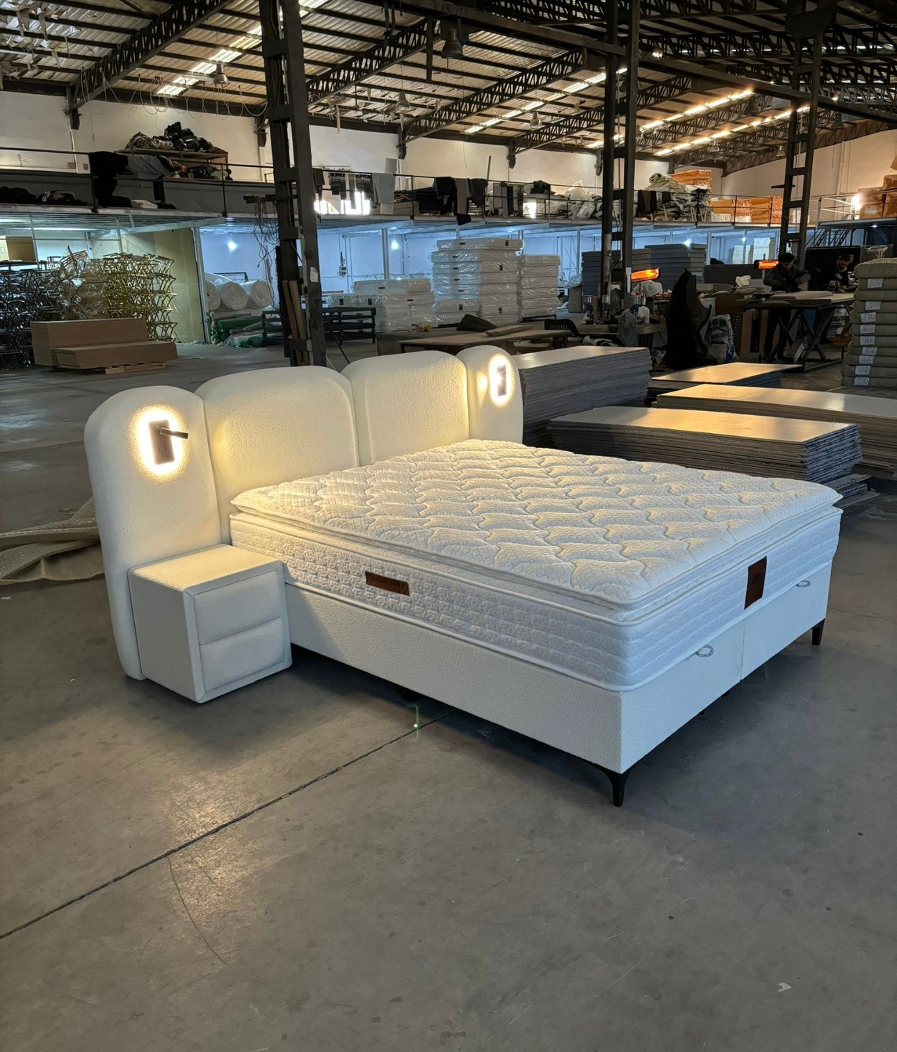 Bed Valerio - Stijlvol Rond Design met Ledverlichting