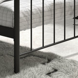 Bed 'Sacha' 90x200 met lattenbodem Zwart