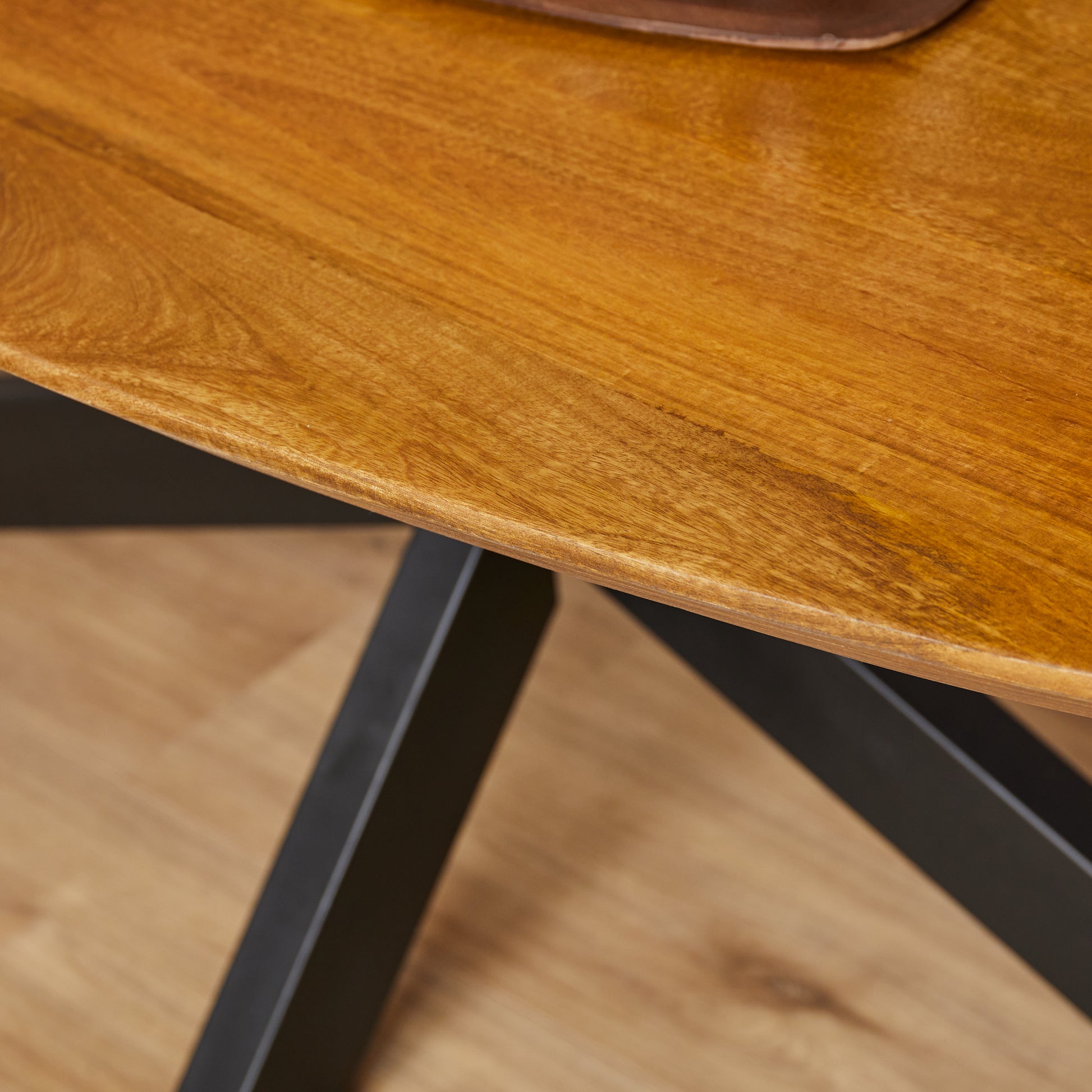 Eettafel Brandy | | Ovaal