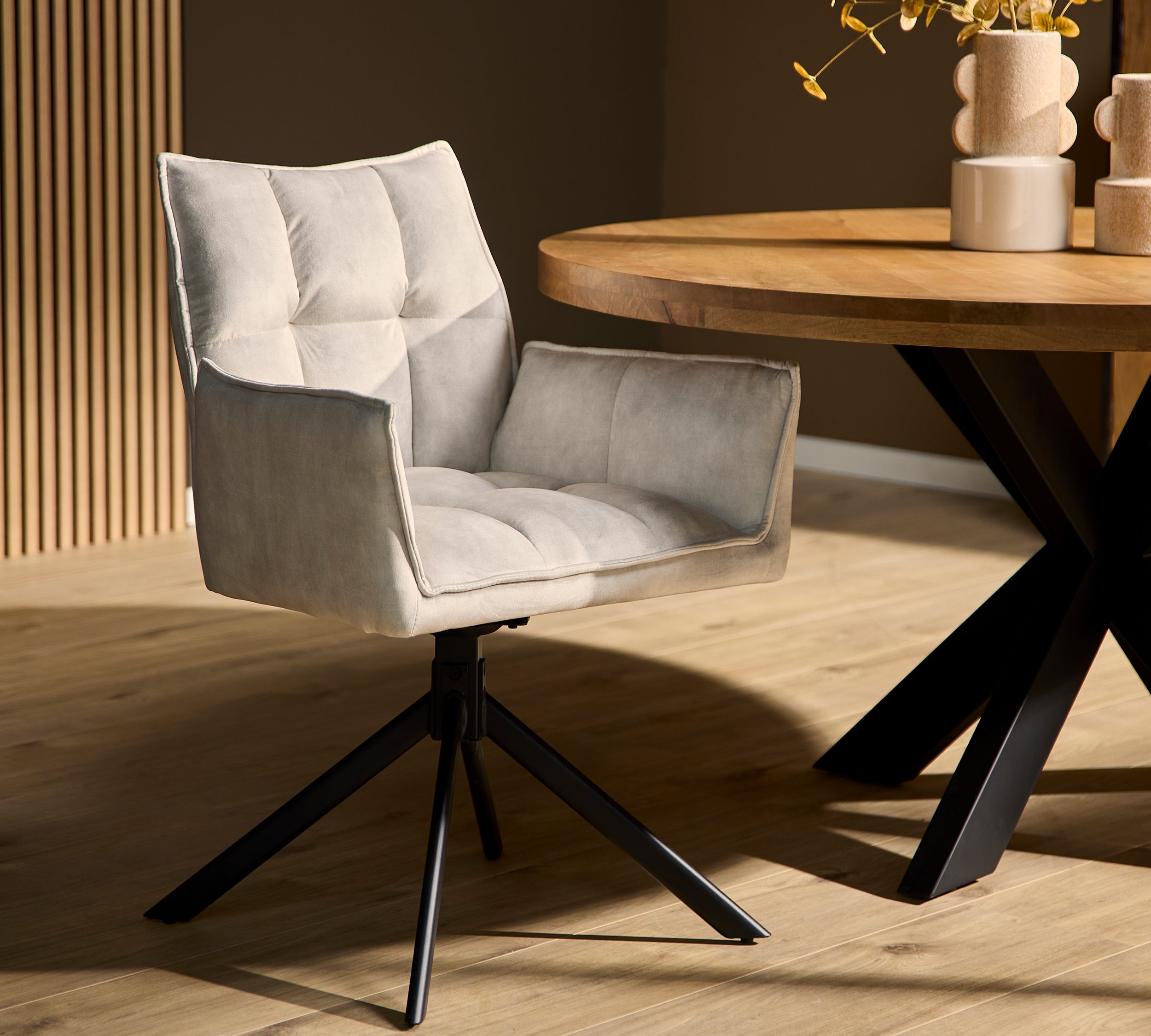 Eetkamerstoel Dani Velvet | Champagne | Met armleuning