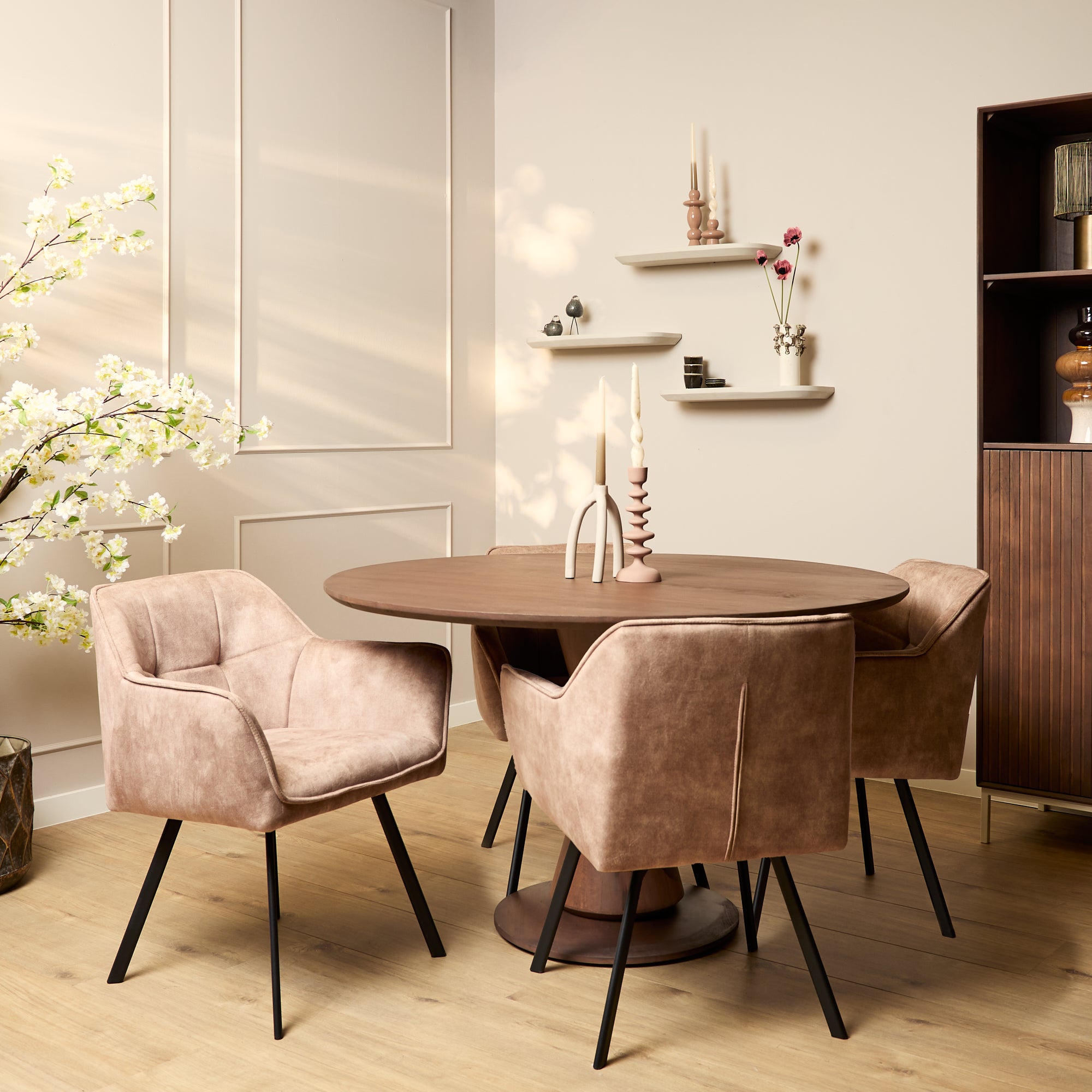 Eetkamerstoel Emma Velvet | Taupe | Met armleuning