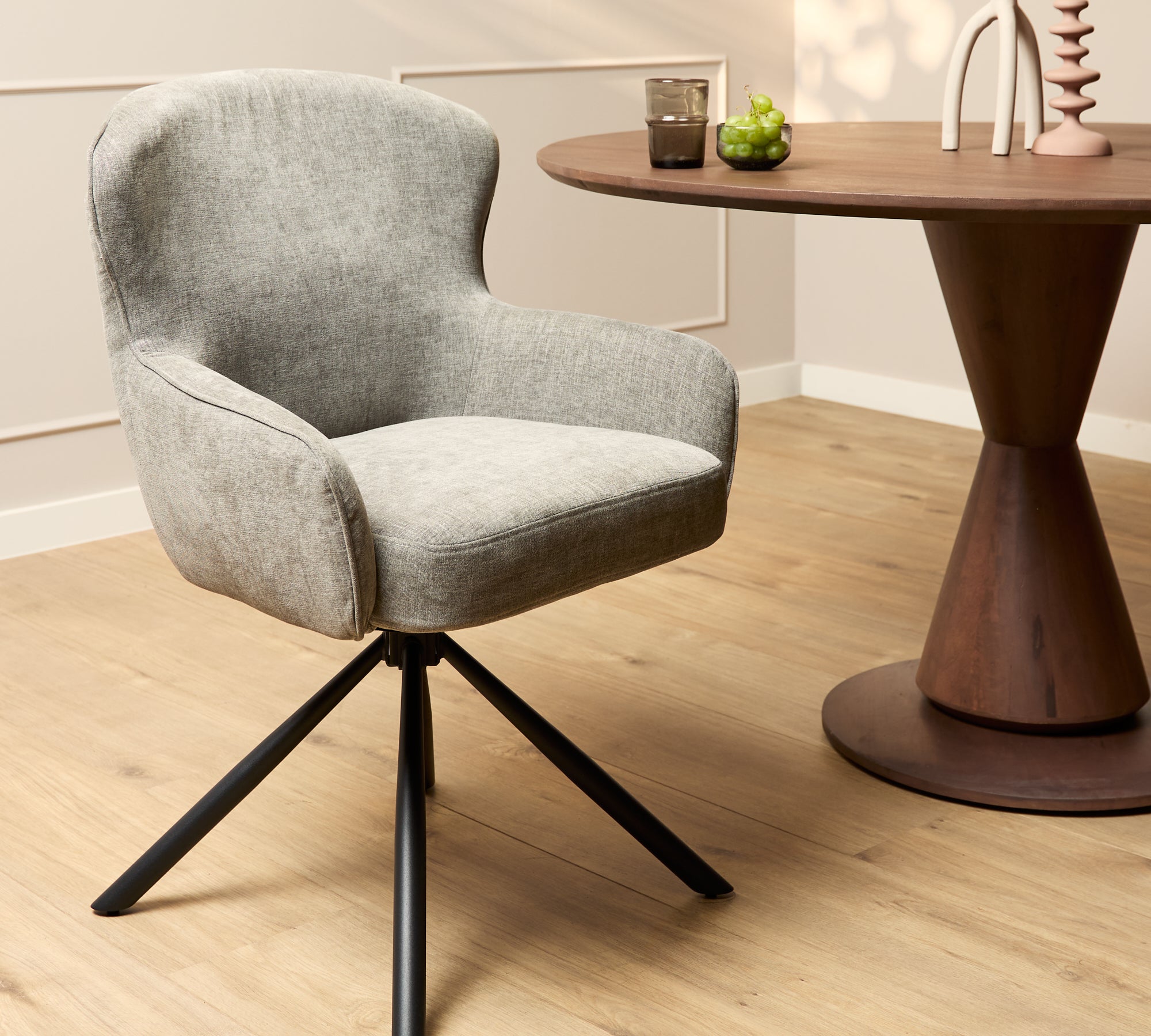 Eetkamerstoel Hanna | Ash Grey | Met armleuning