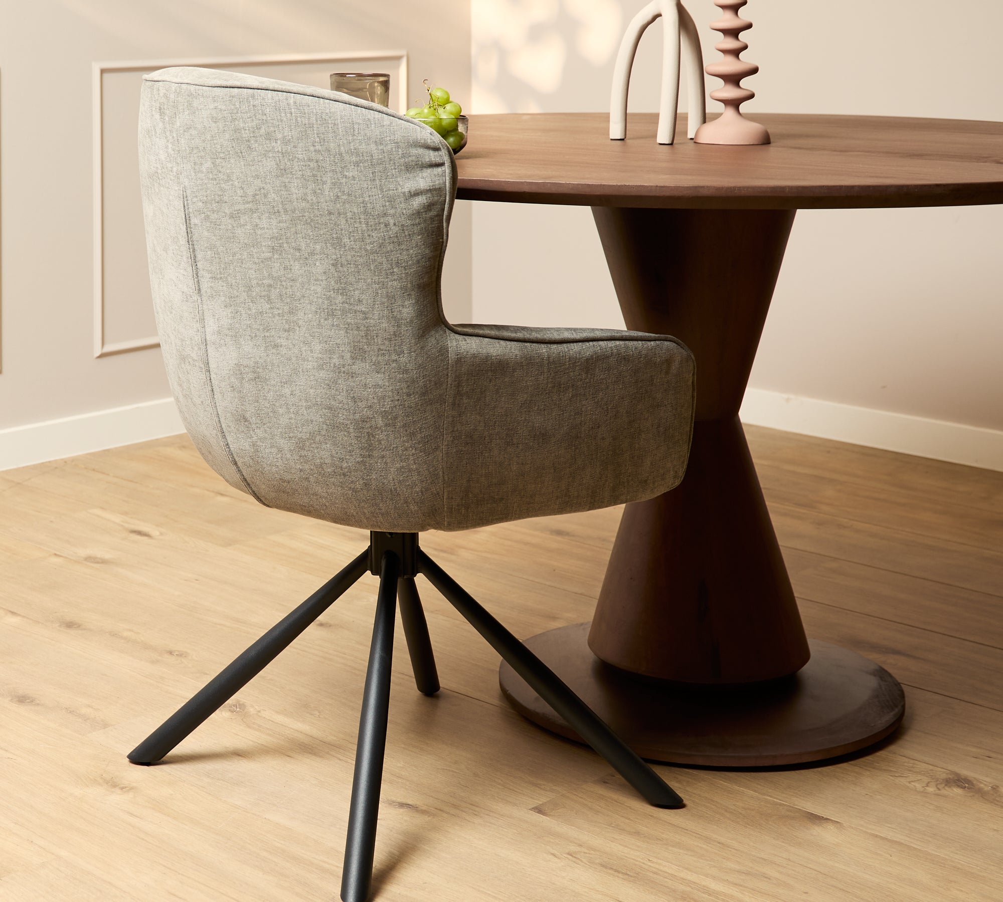 Eetkamerstoel Hanna | Ash Grey | Met armleuning