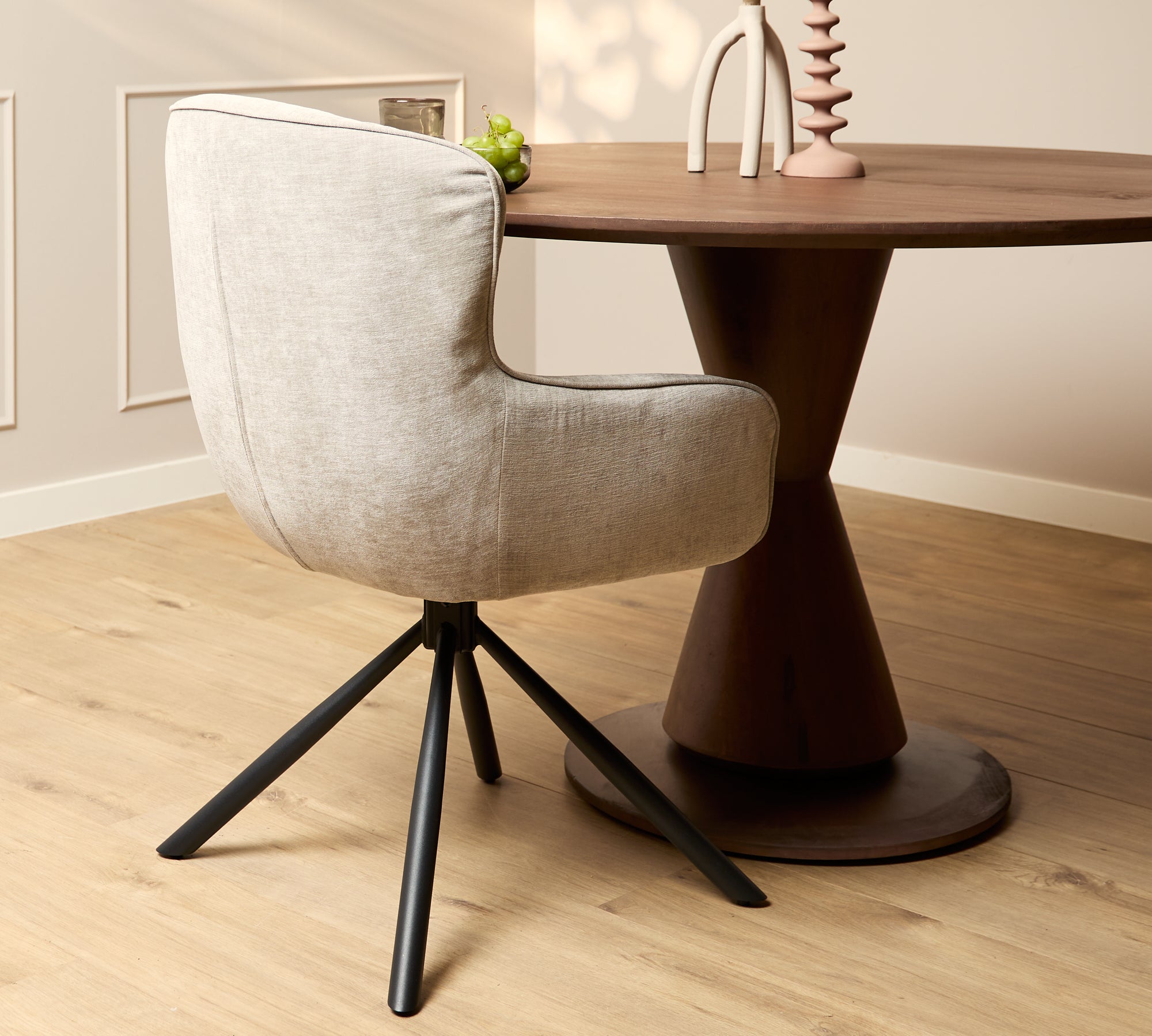 Eetkamerstoel Hanna | Beige | Met armleuning