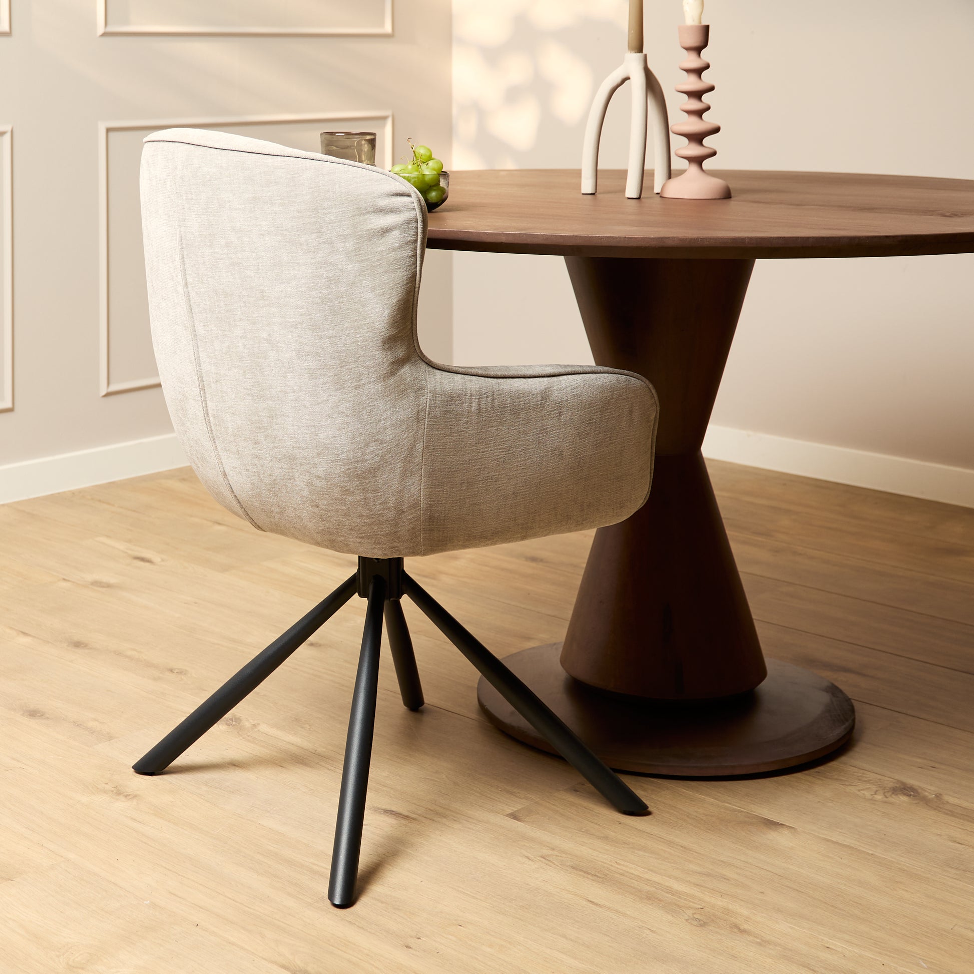 Eetkamerstoel Hanna | Beige | Met armleuning