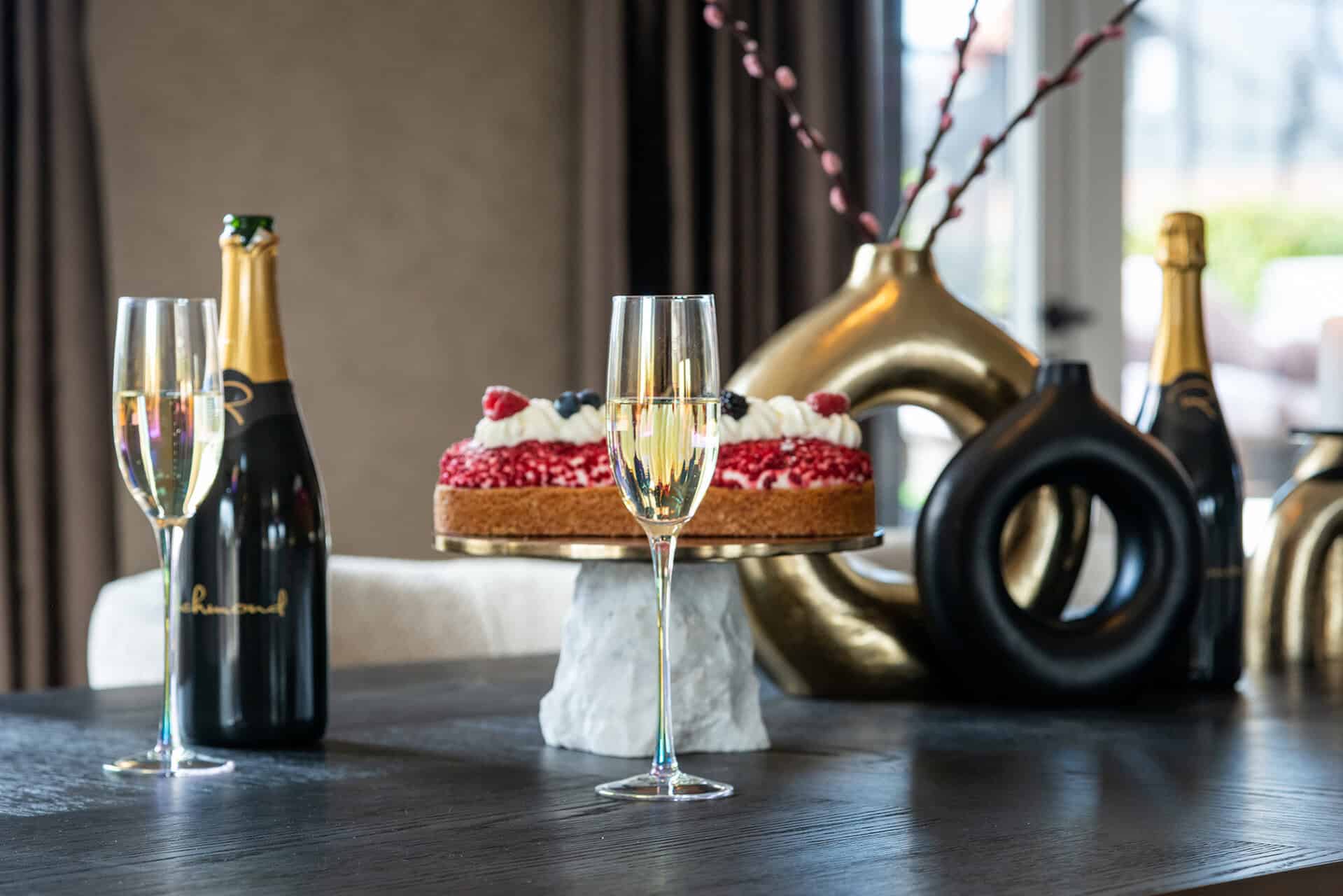 Vaas Felice zwart (Black)