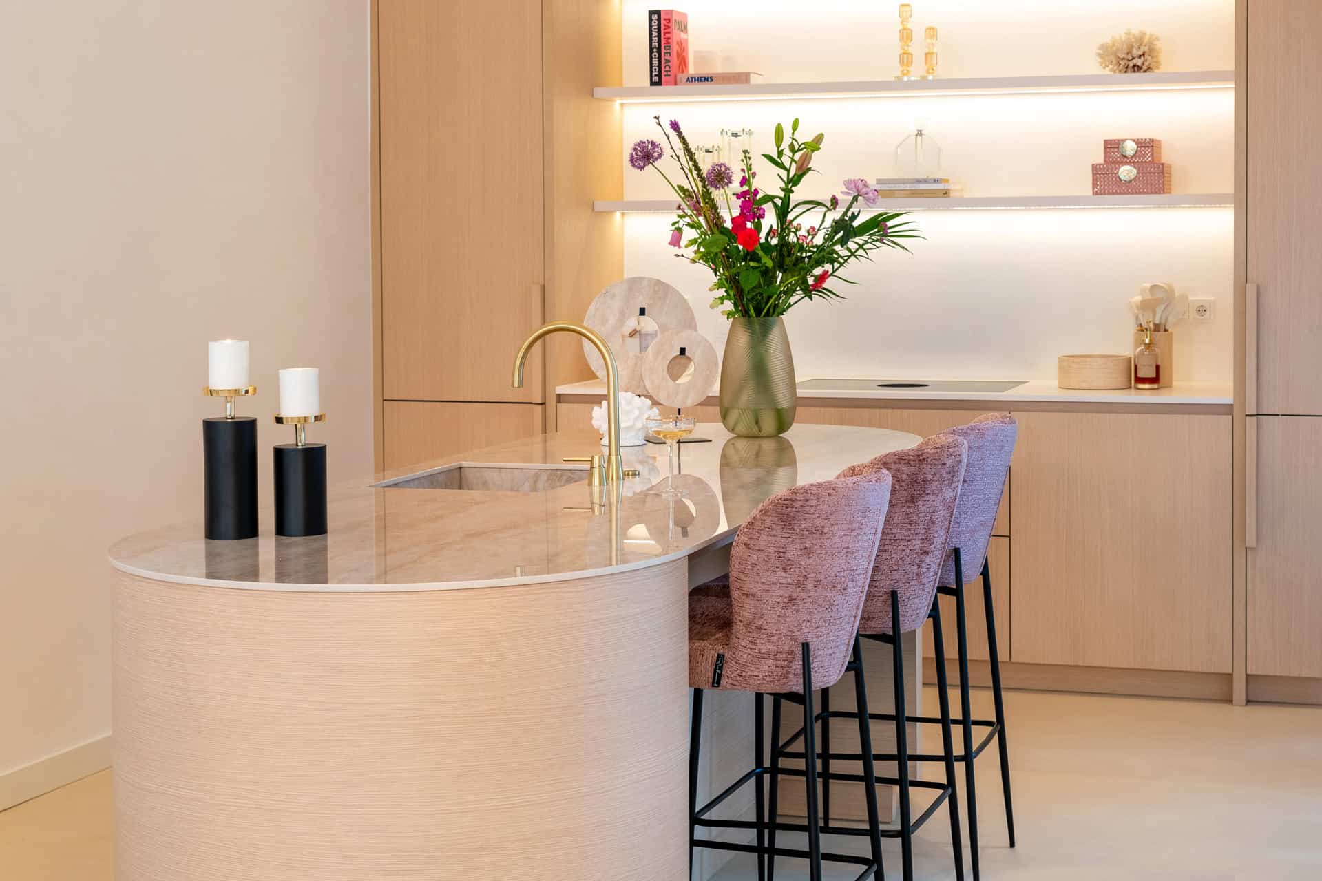 Kandelaar Caya klein (Black/gold)