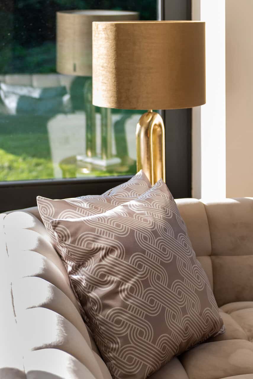 Kussen Mindy 50x50 (Monaco 23050 Chained Quadrant 75 - 0005 Cream)