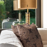 Kussen Meagan 50x50 (Monaco 23050 Chained Quadrant 75 - 8022 Twig)